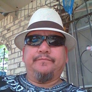 Meet your Posher, Armando